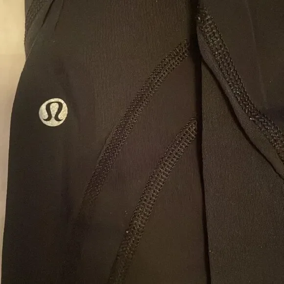 Soul Cycle cropped lululemon leggings - Picture 3 of 7